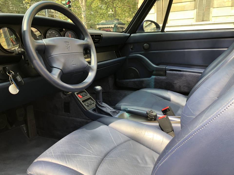 Bild 7/17 von Porsche 911 Carrera 4 (1996)
