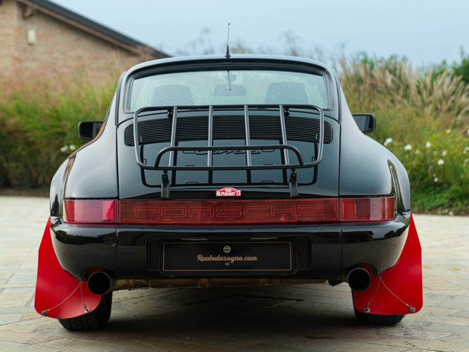 Immagine 30/50 di Porsche 911 Carrera 3.2 (1986)