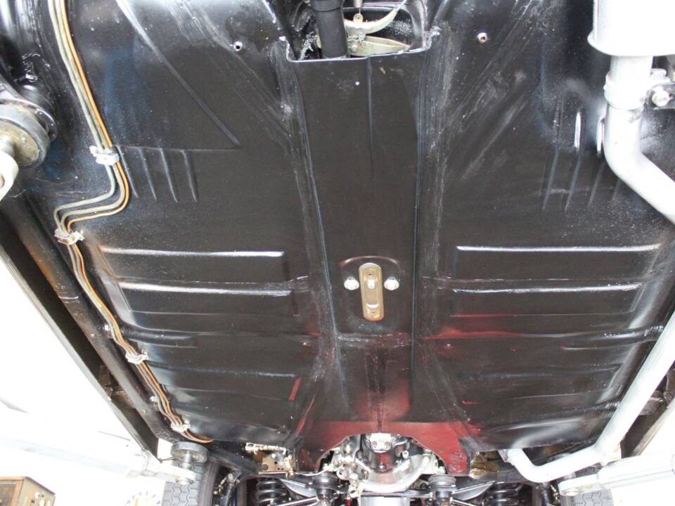 Image 17/22 of Mercedes-Benz 190 SL (1958)