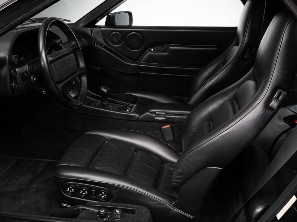Image 18/43 of Porsche 928 GT (1991)