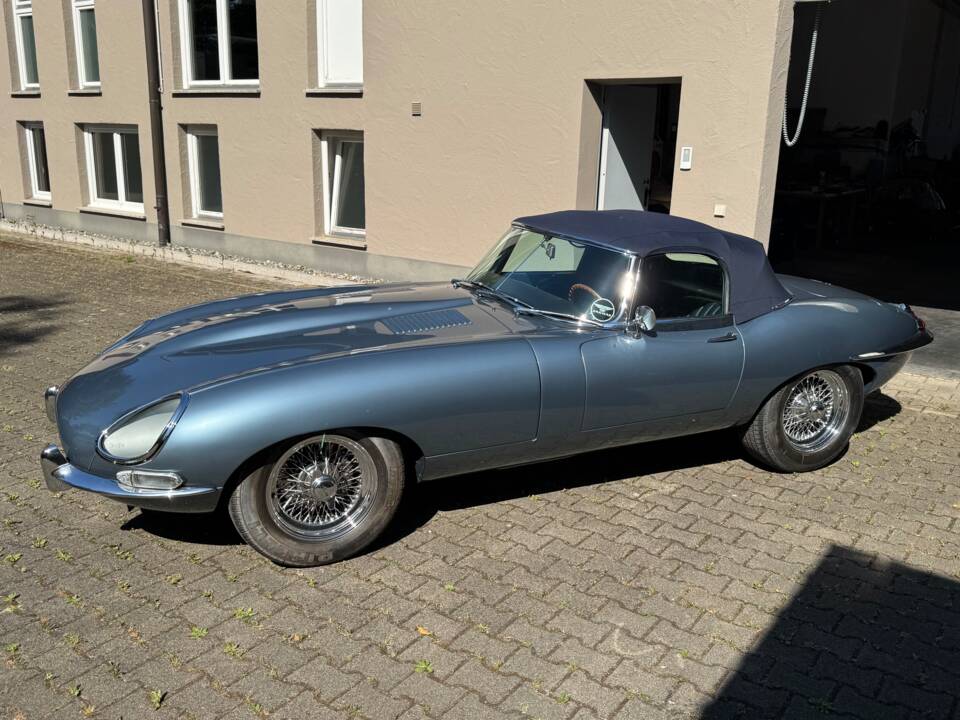 Afbeelding 2/17 van Jaguar Type E 4.2 (1965)