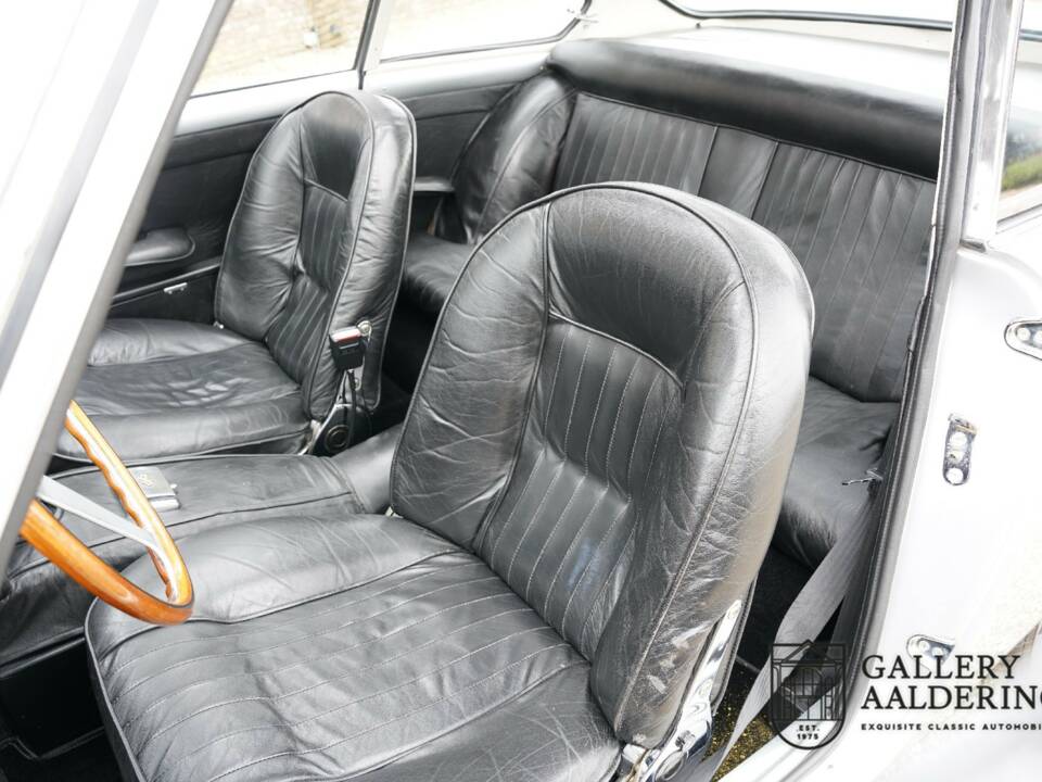 Afbeelding 12/50 van Ferrari 250 GTE (1964)