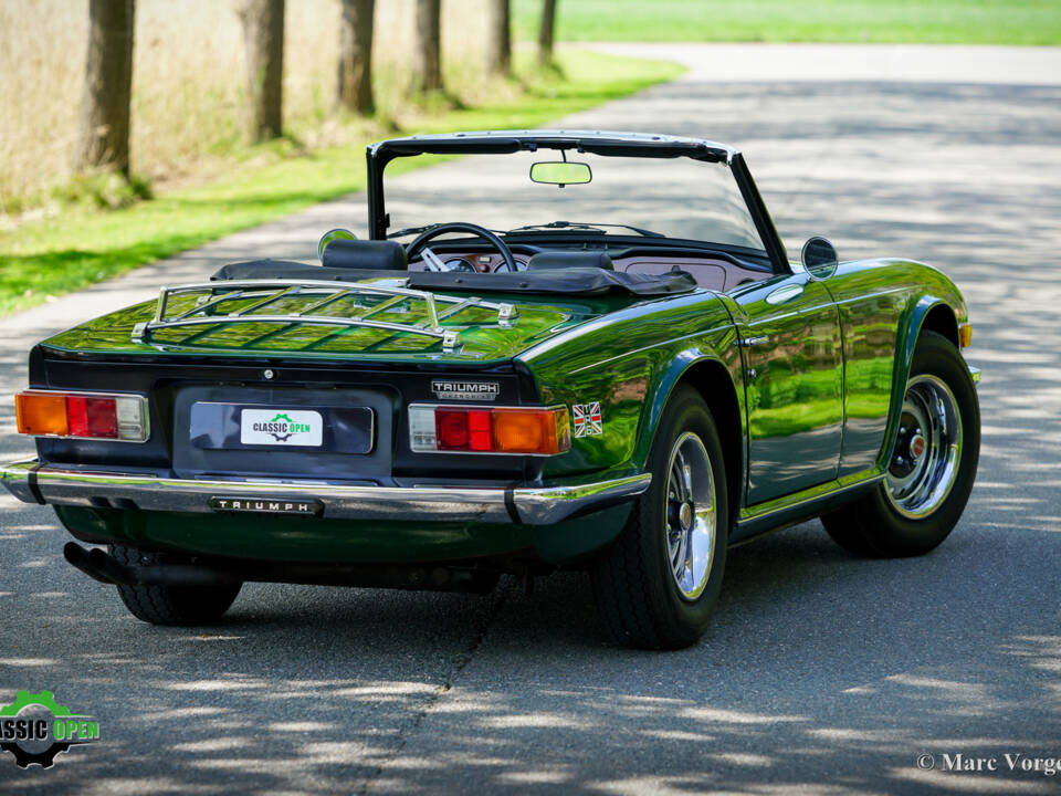 Image 43/52 of Triumph TR 6 (1973)
