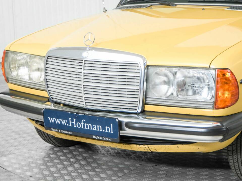 Bild 19/50 von Mercedes-Benz 300 TD Turbodiesel (1981)