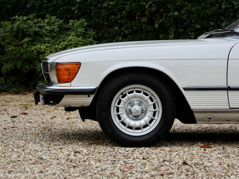 Bild 22/50 von Mercedes-Benz 280 SL (1977)