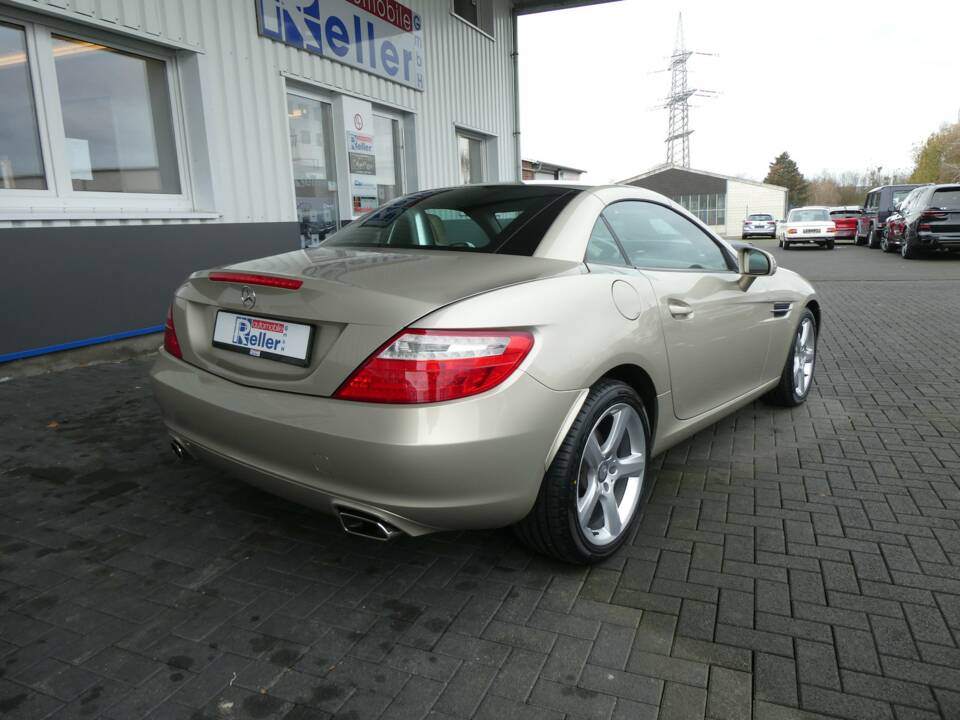 Image 4/15 de Mercedes-Benz SLK 250 (2011)