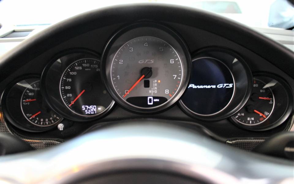 Bild 29/42 von Porsche Panamera GTS (2014)