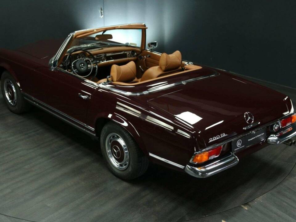Bild 37/50 von Mercedes-Benz 280 SL (1971)