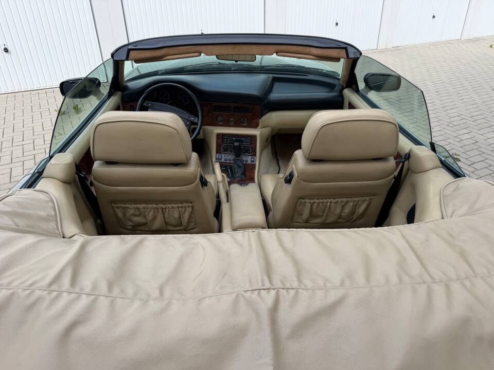 Afbeelding 12/51 van Aston Martin Virage Volante (1993)