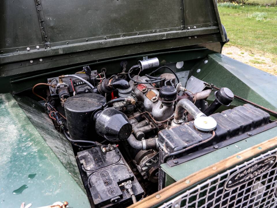 Image 26/34 of Land Rover 86 (1953)