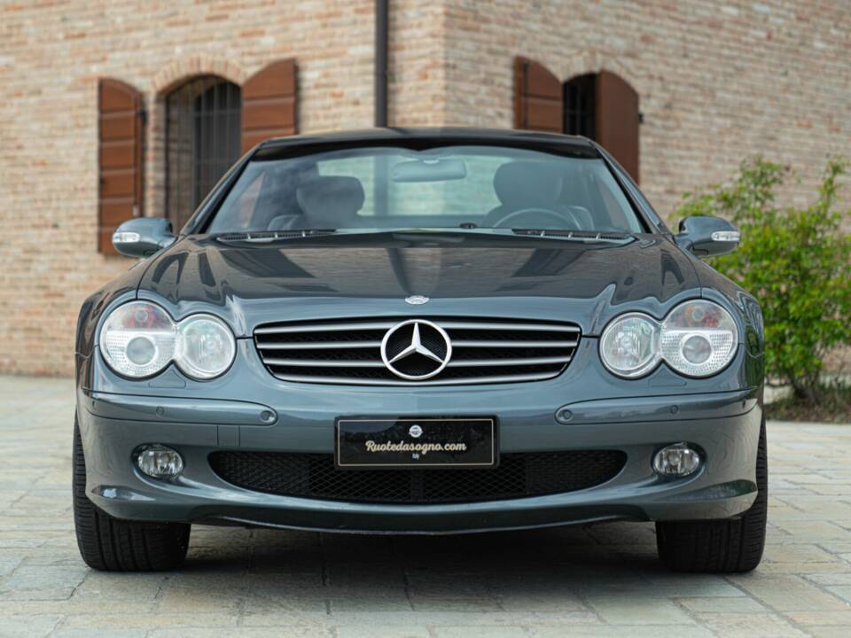 Image 5/50 of Mercedes-Benz SL 500 (2001)
