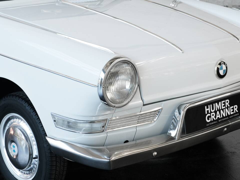 Image 15/50 of BMW 700 LS Luxus (1965)
