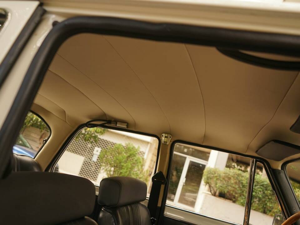 Image 97/100 of Alfa Romeo Giulia Nuova Super 1300 (1977)