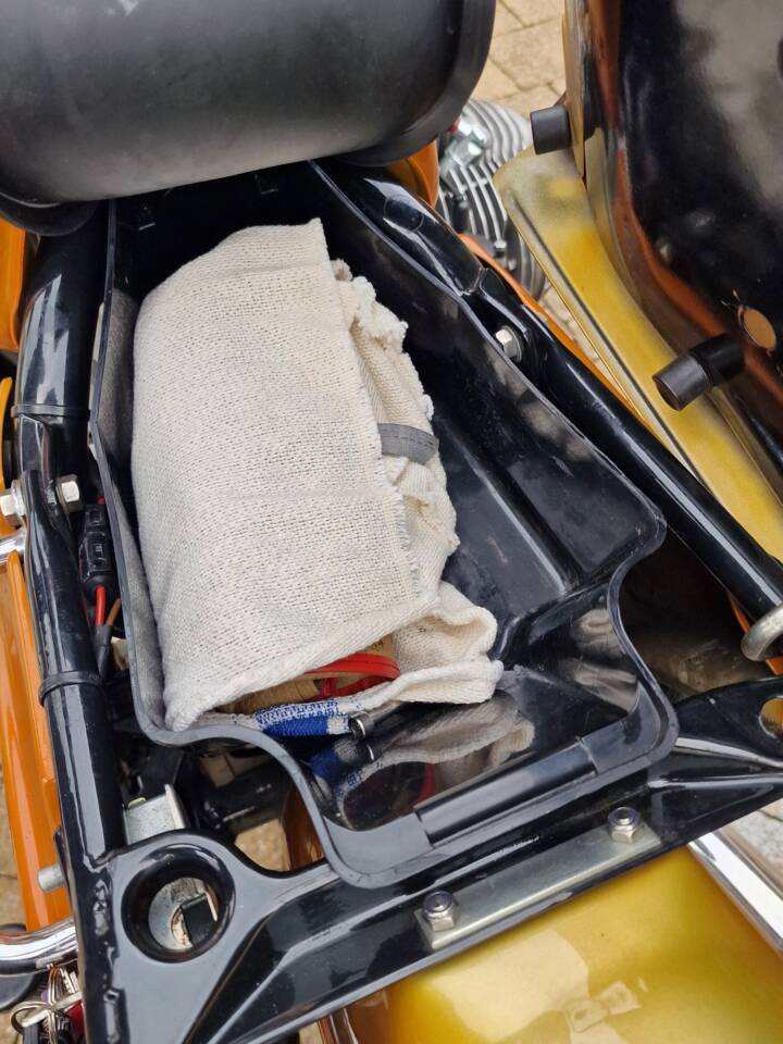 Bild 48/55 von BMW DUMMY (1975)