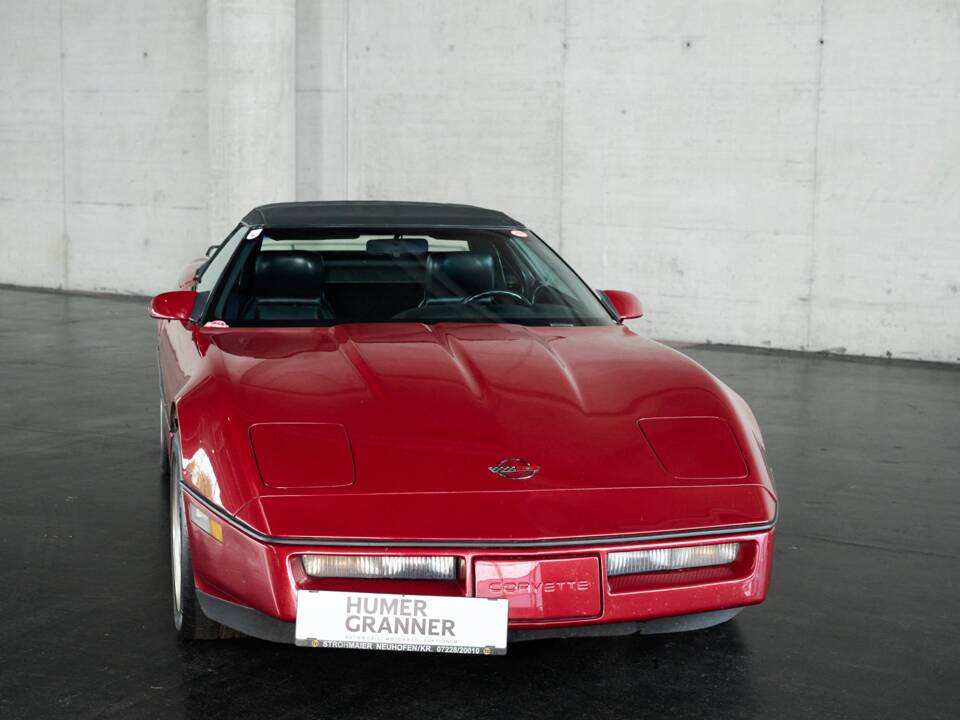 Imagen 30/50 de Chevrolet Corvette Convertible (1990)