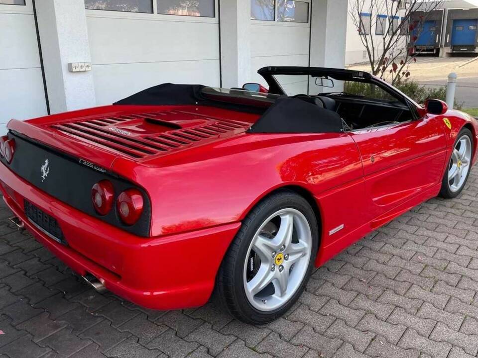 Image 4/17 of Ferrari F 355 Spider (1995)