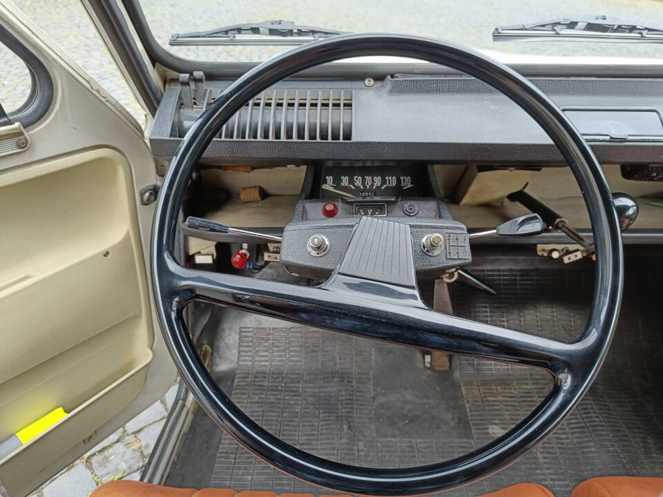 Image 12/20 of Citroën Dyane 6 (1968)