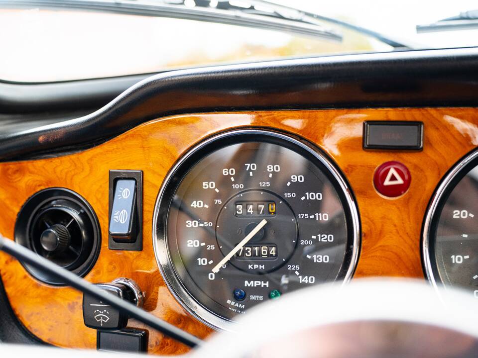 Immagine 30/36 di Triumph TR 6 (1974)