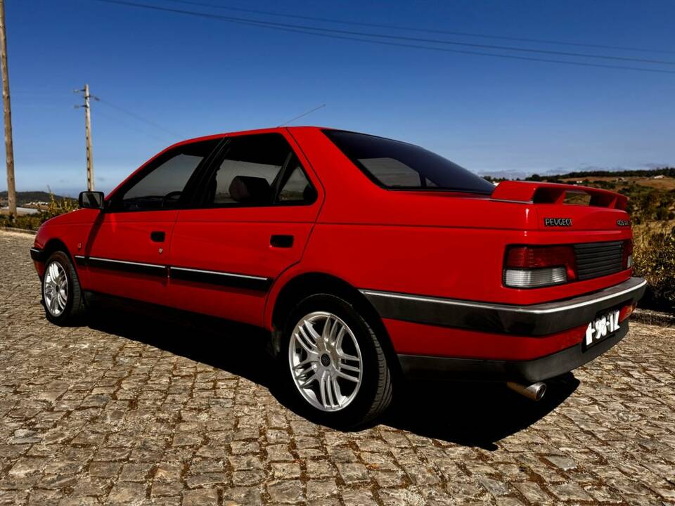 Image 7/8 of Peugeot 405 (1991)