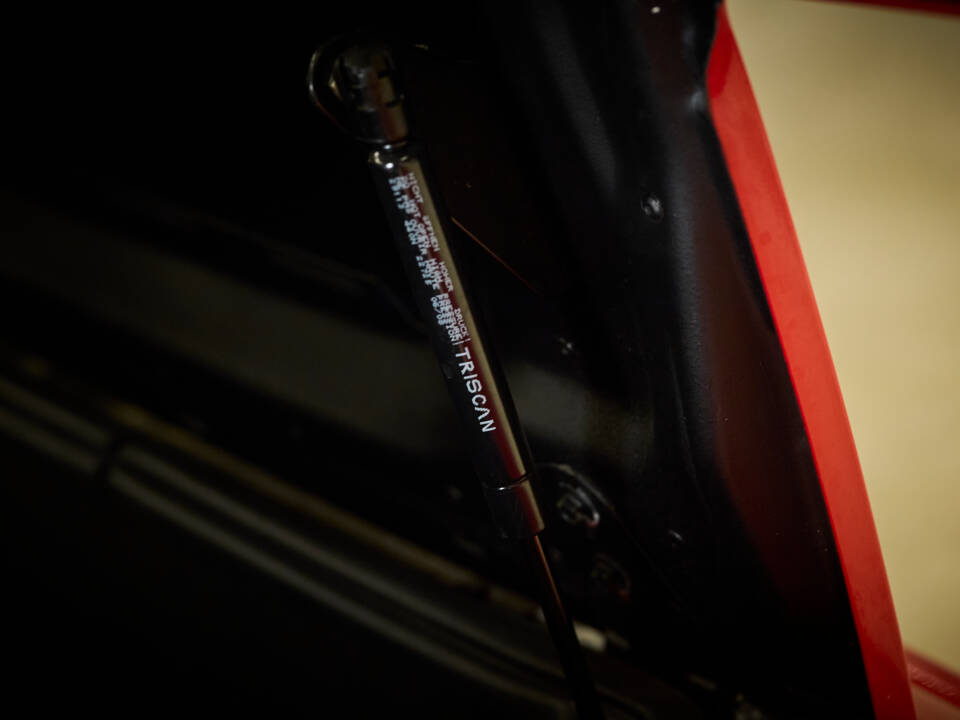 Image 86/99 of Ferrari F 355 Berlinetta (1997)