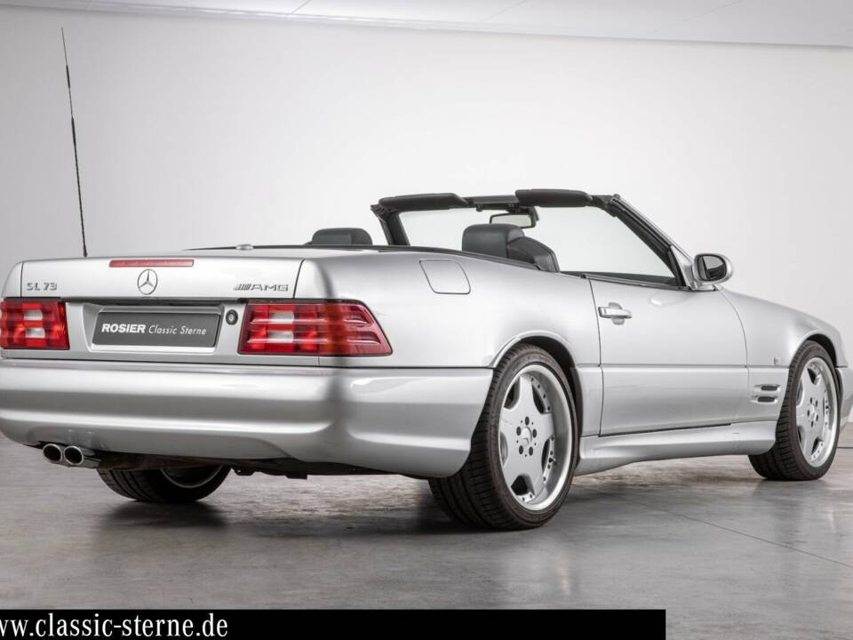 Image 2/15 de Mercedes-Benz SL 73 AMG (2000)