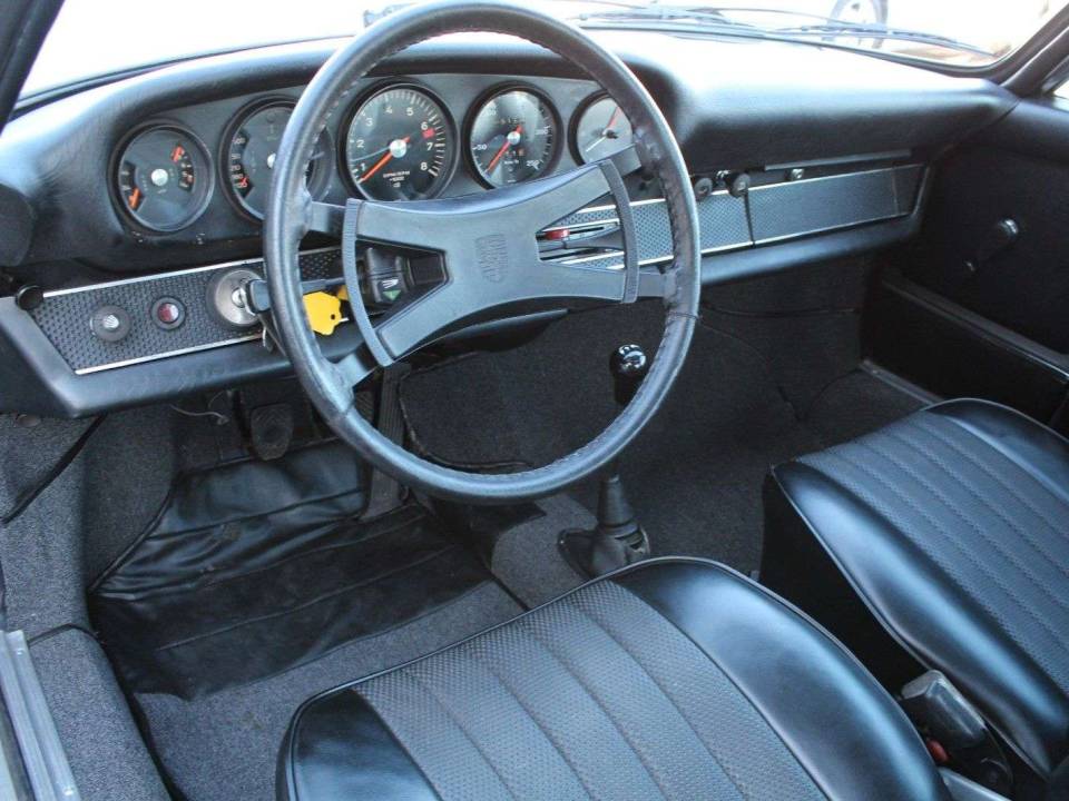 Image 12/20 of Porsche 911 2.2 T (1970)