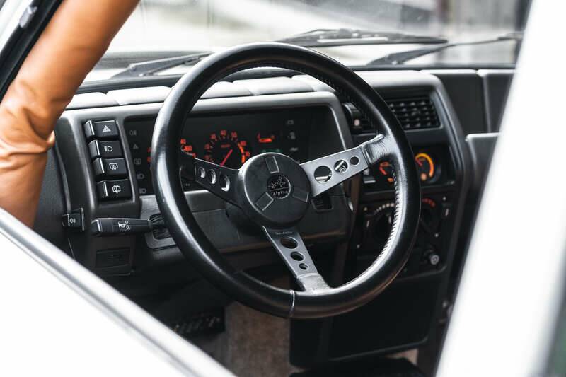 Afbeelding 47/50 van Renault R 5 Turbo 2 (1984)