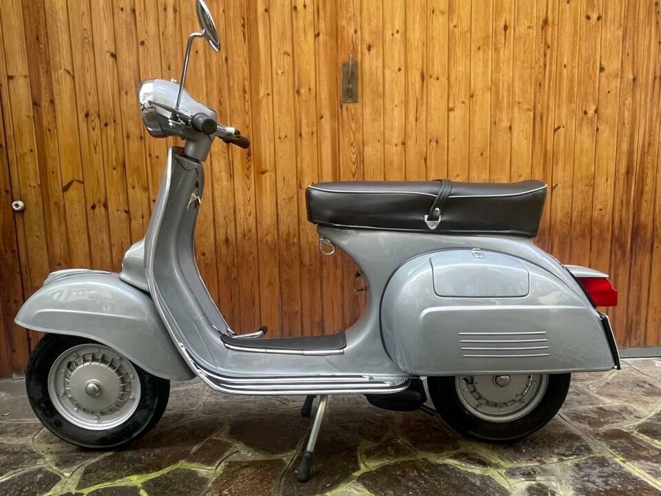 Bild 2/8 von Piaggio Vespa 150 Sprint Veloce (1970)