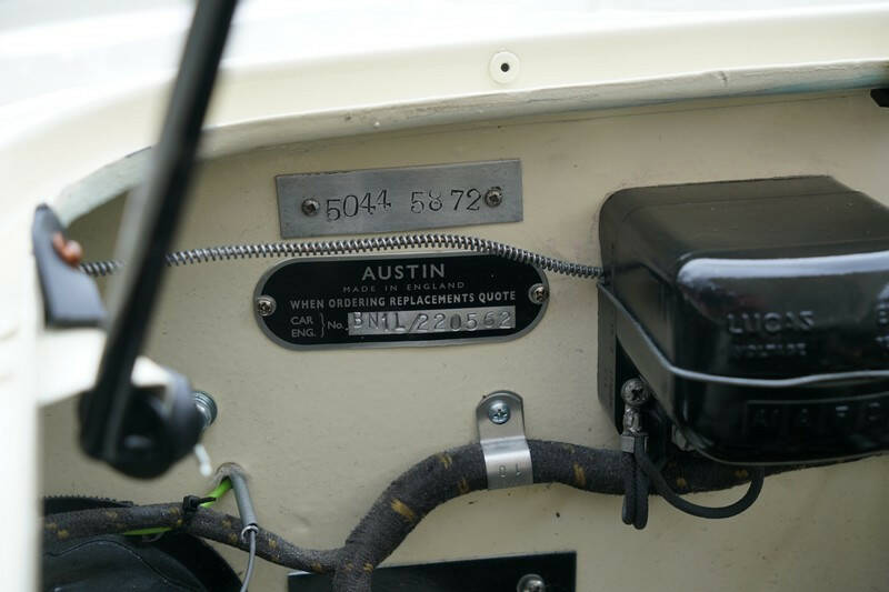 Image 17/50 of Austin-Healey 100&#x2F;4 (BN1) (1955)