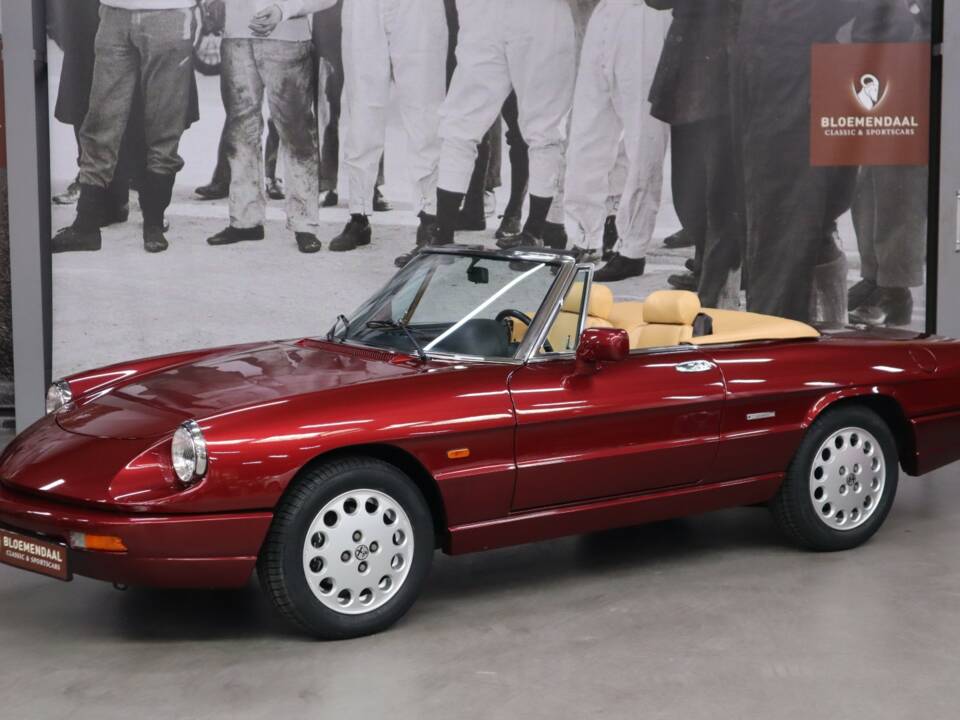 Image 1/58 de Alfa Romeo 2.0 Spider (1992)