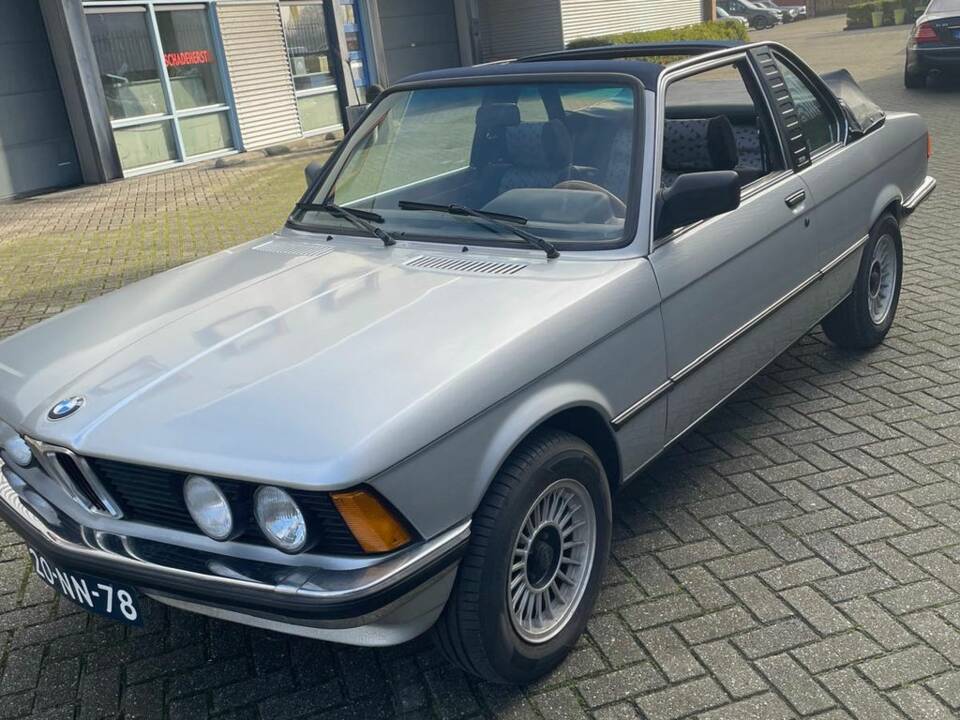 Bild 5/8 von BMW 320 (1976)