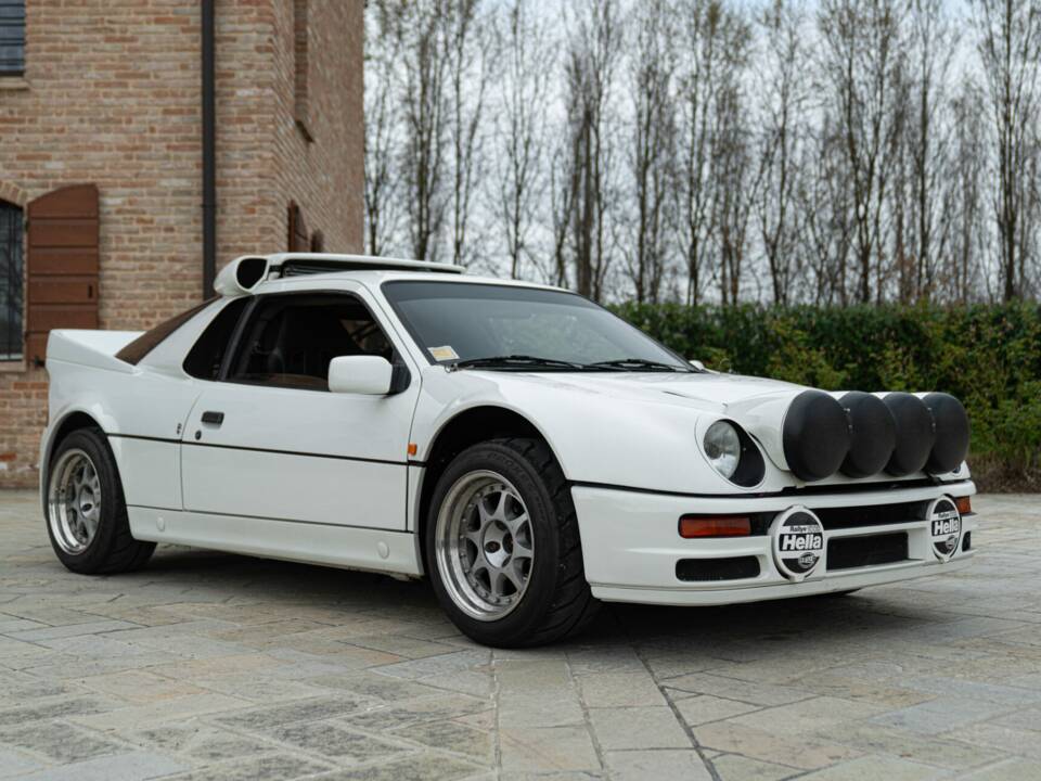 Bild 2/50 von Ford RS200 (1987)