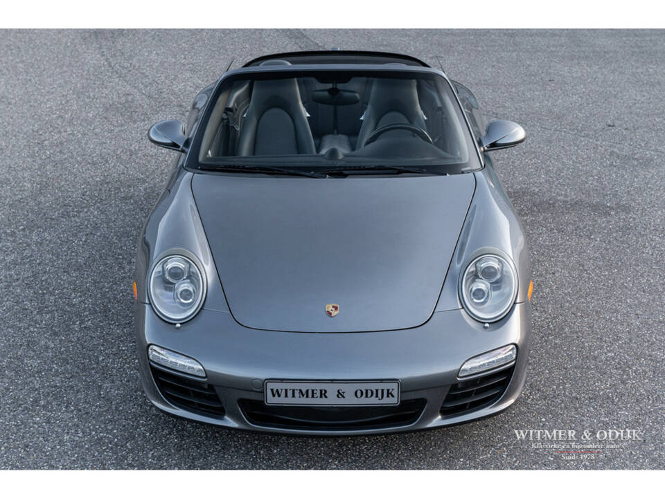 Immagine 9/27 di Porsche 911 Carrera S (2011)