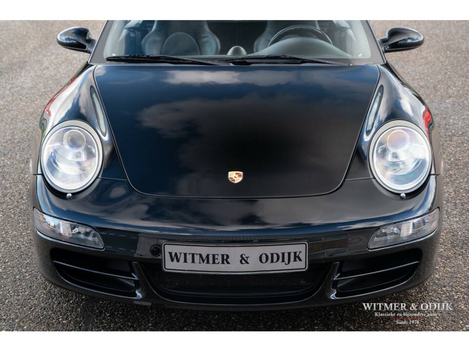 Bild 14/29 von Porsche 911 Carrera 4S (2006)