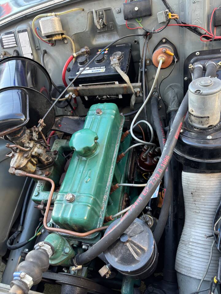 Image 111/133 of Volvo PV 444 (1954)