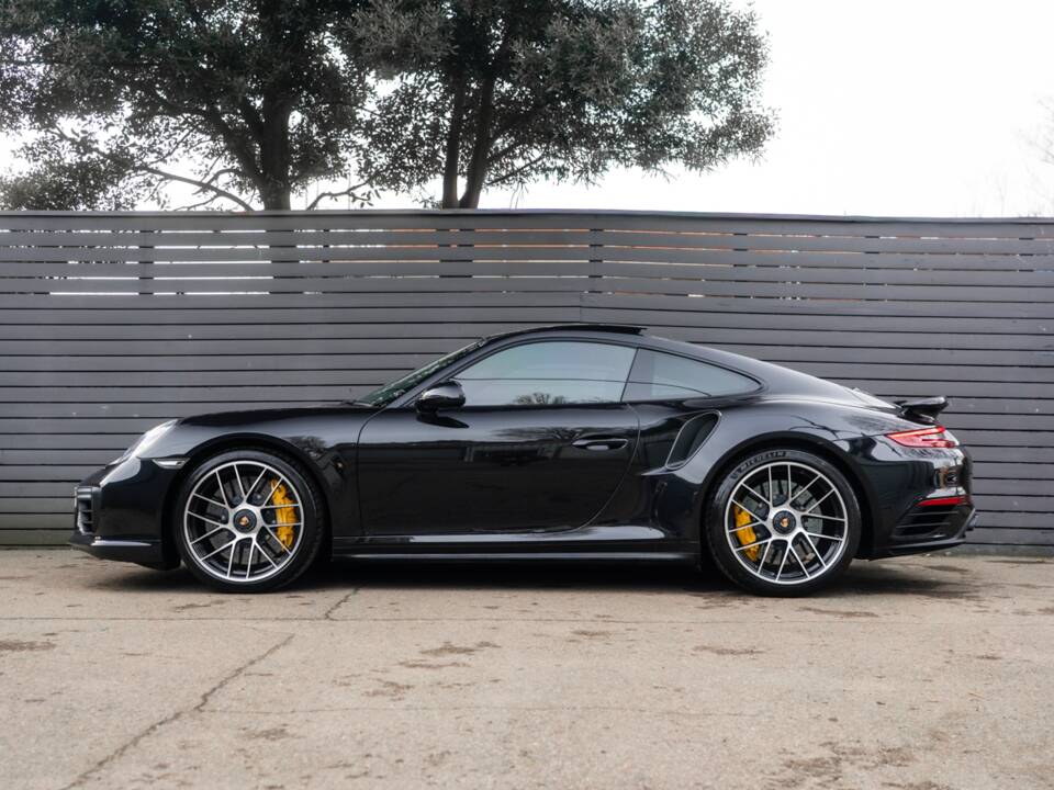 Bild 7/52 von Porsche 911 Turbo S (2017)