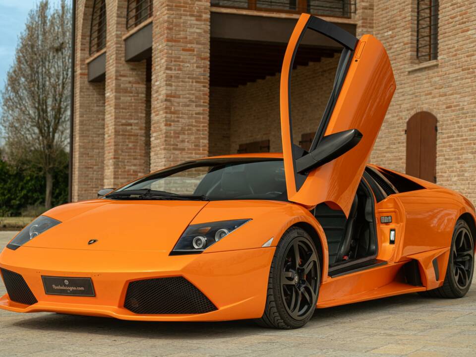 Image 31/50 of Lamborghini Murciélago (2003)