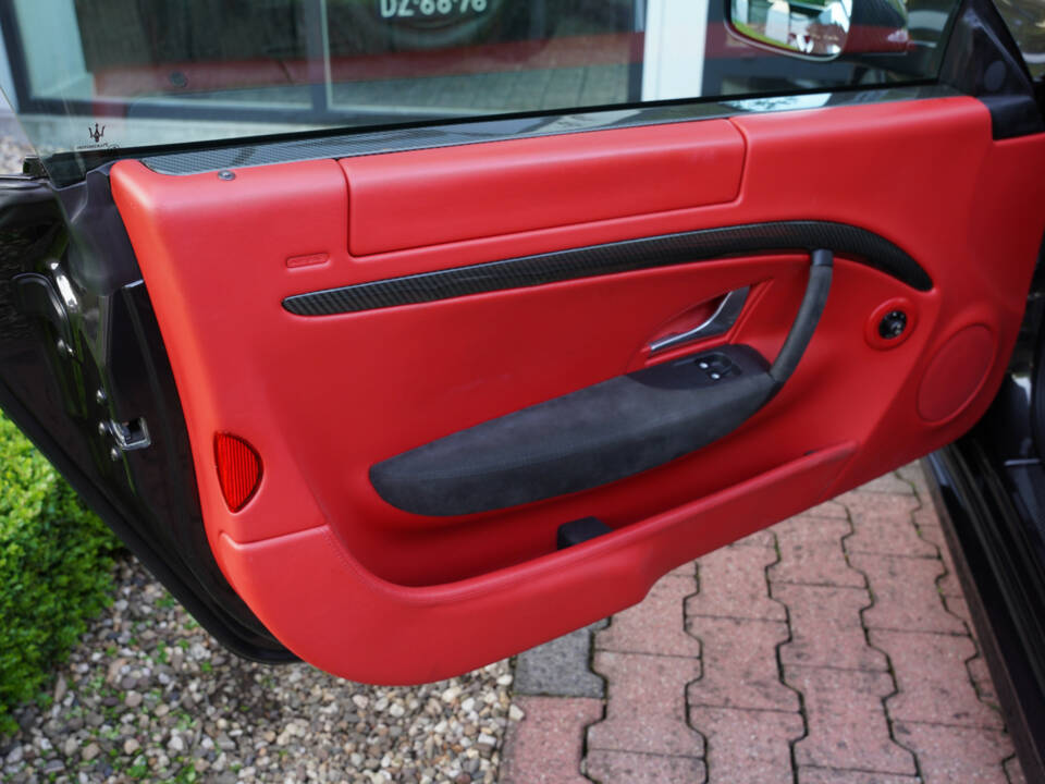 Afbeelding 22/50 van Maserati GranTurismo MC Stradale (2011)
