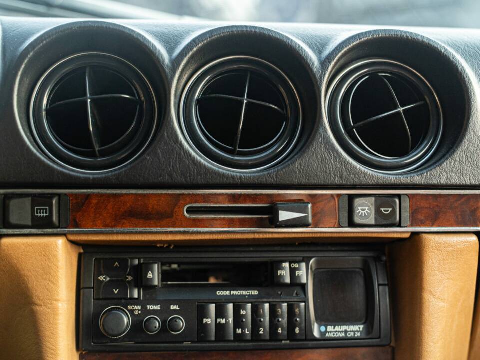 Image 47/50 de Mercedes-Benz 300 SL (1986)