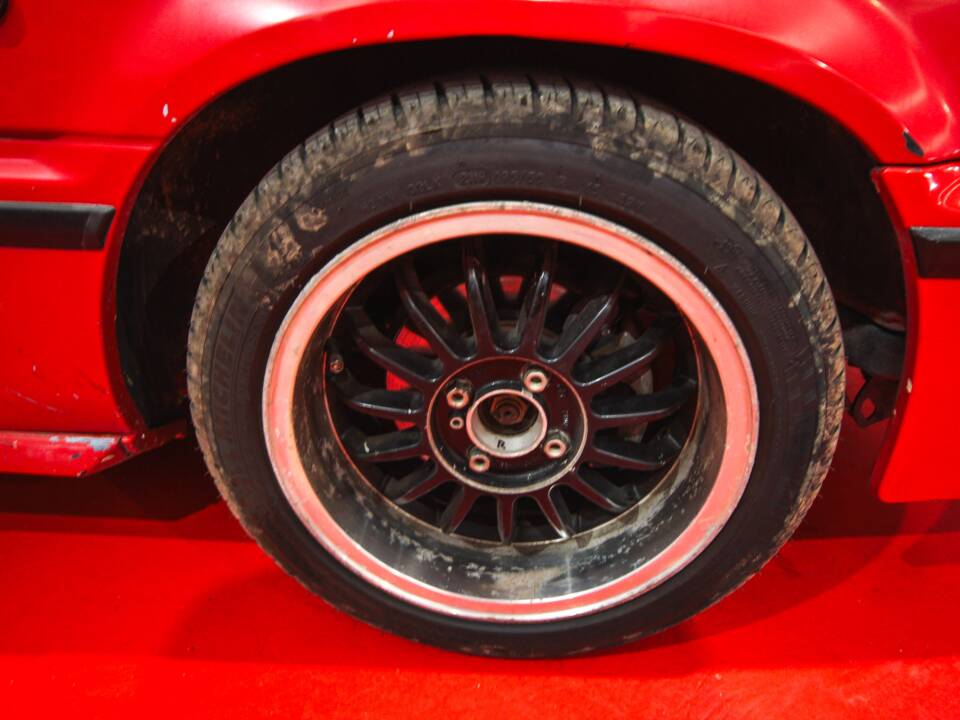 Bild 14/17 von Honda CRX 1.6i 16V (1987)