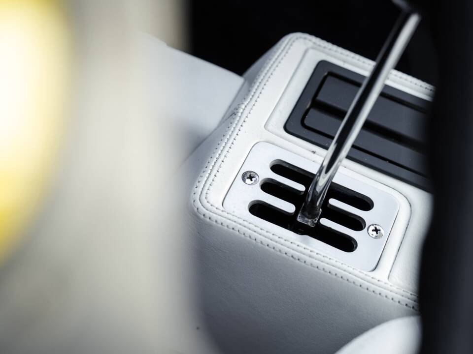 Bild 24/32 von Ferrari 208 GTB Turbo (1987)