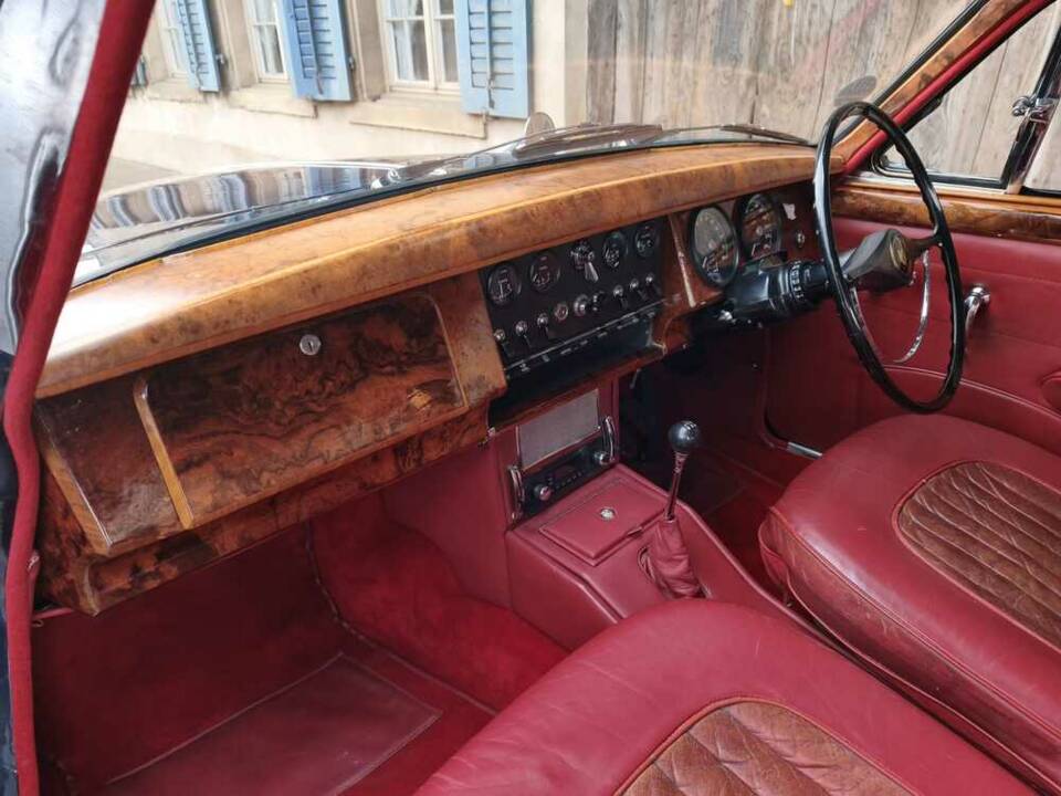 Bild 12/20 von Jaguar Mk II 3.4 (1966)