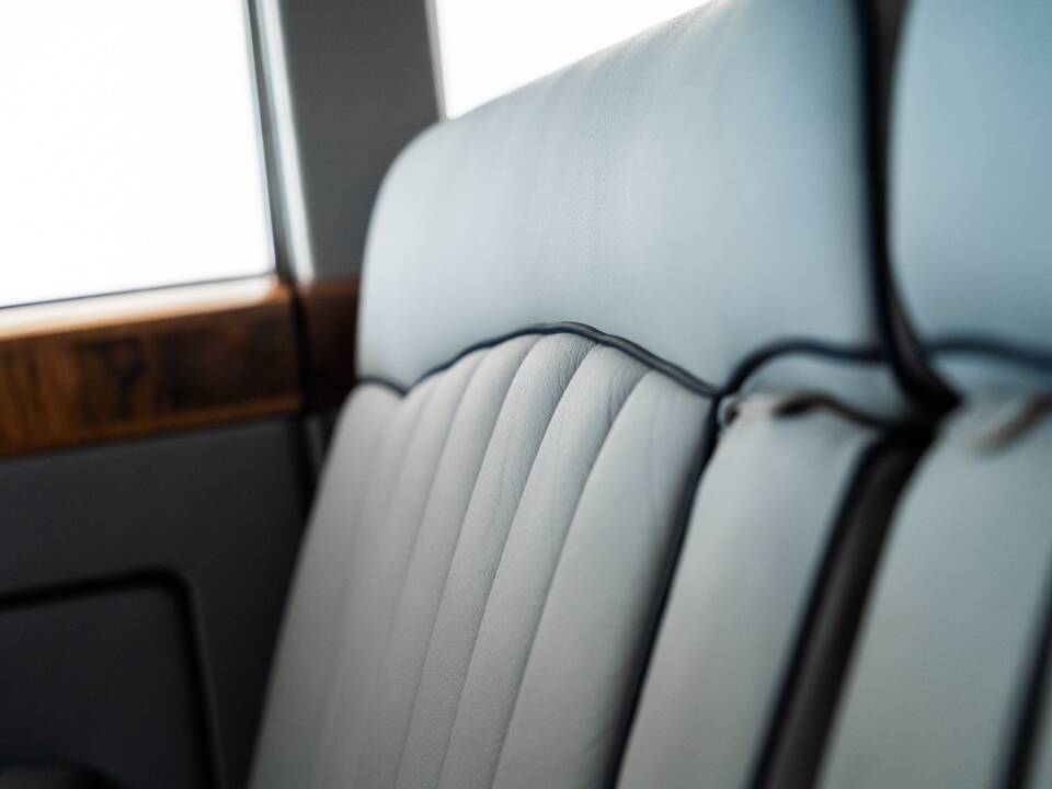 Image 26/40 of Rolls-Royce Silver Cloud II (1960)