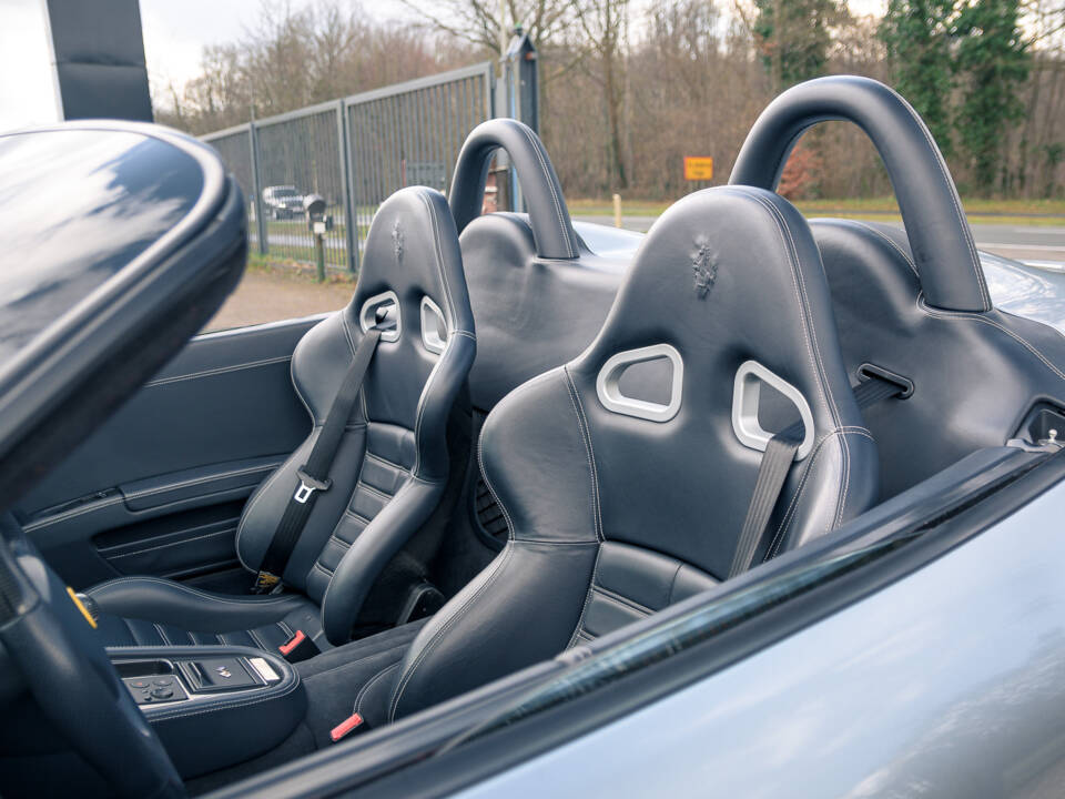 Image 28/48 of Ferrari 550 Barchetta (2001)