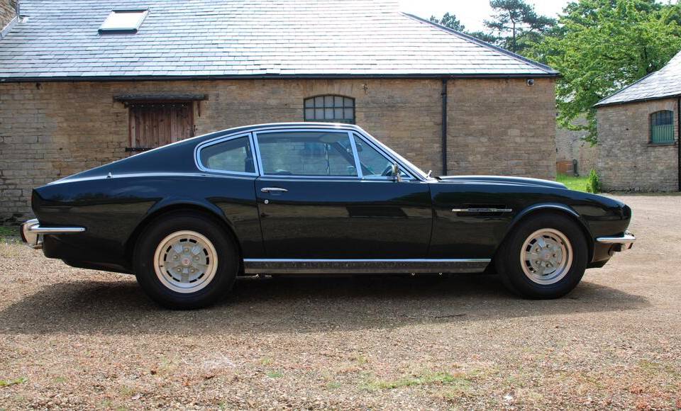 Bild 7/17 von Aston Martin V8 (1976)