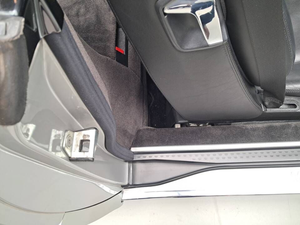 Image 14/50 of Mercedes-Benz SL 320 (1998)