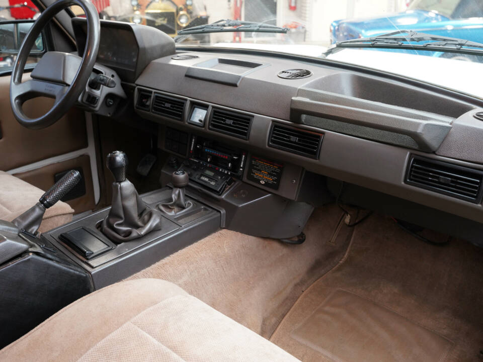 Image 48/50 of Land Rover Range Rover Classic 3.9 (1991)