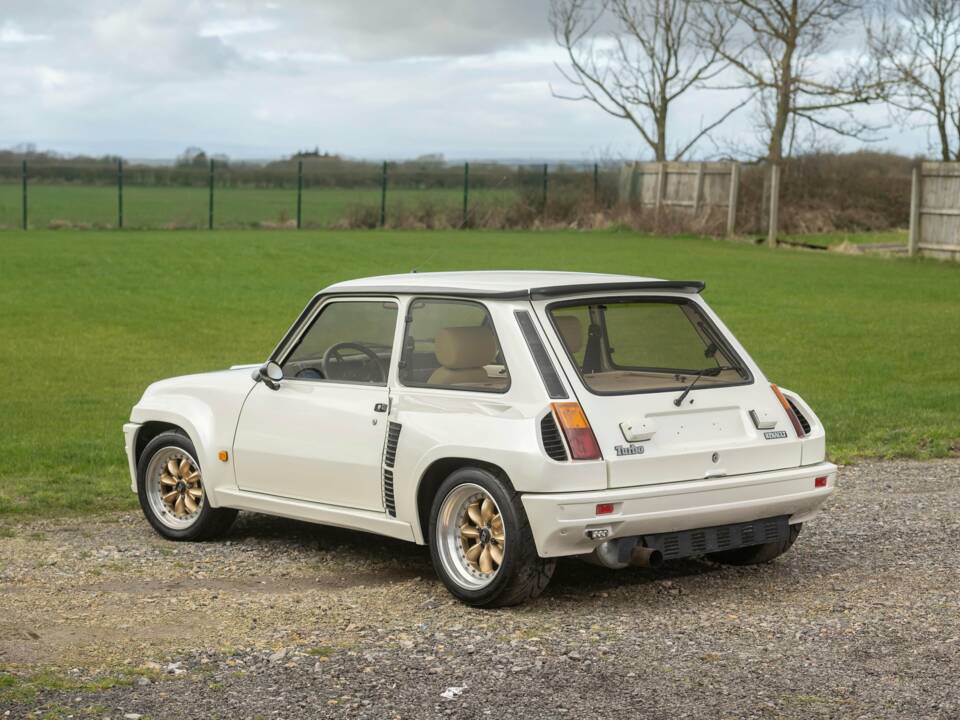 Bild 11/26 von Renault R 5 Turbo 2 (1984)