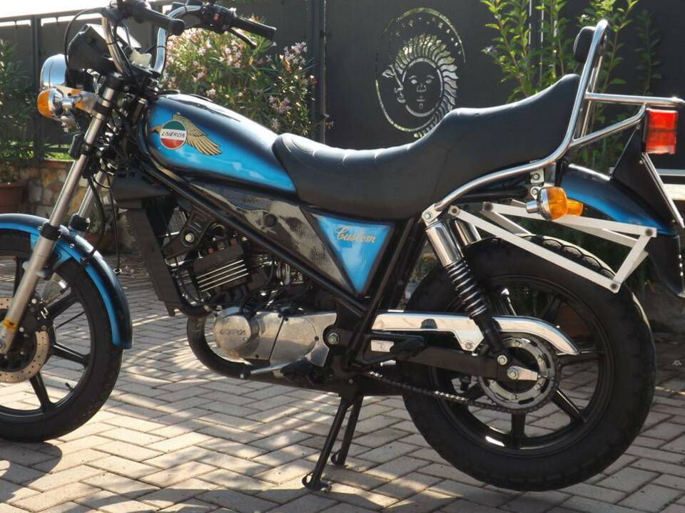 Immagine 2/47 di Laverda 125 LB Custom (1988)