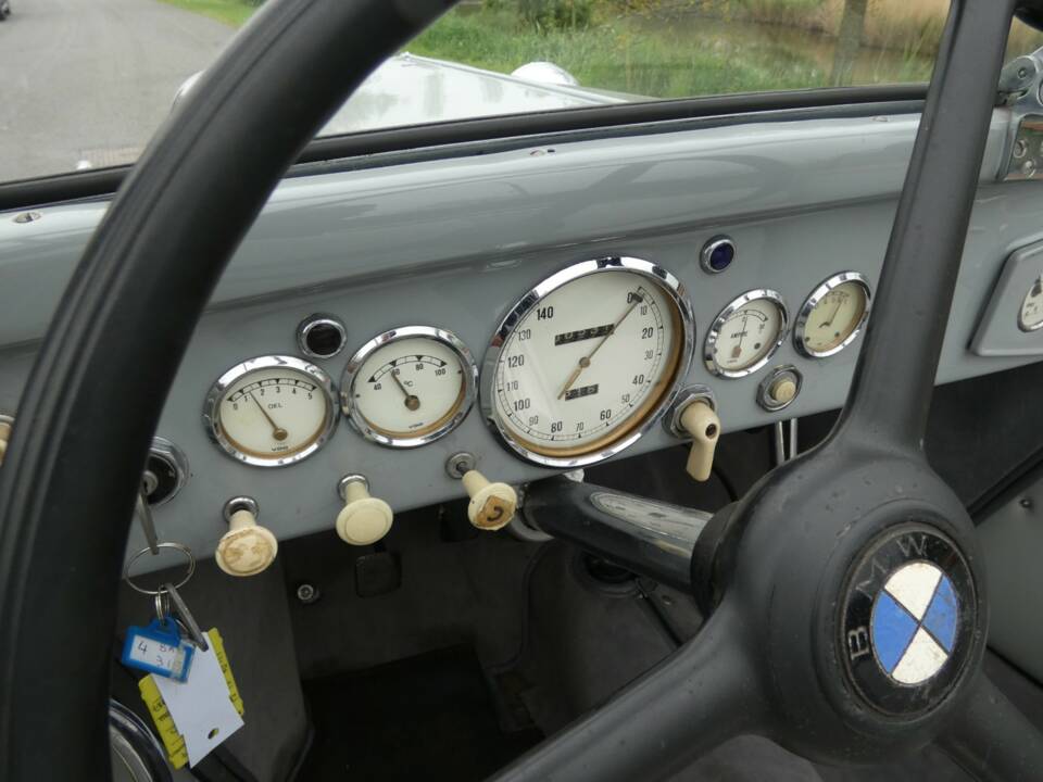 Image 18/60 of BMW 319 Drauz (1936)